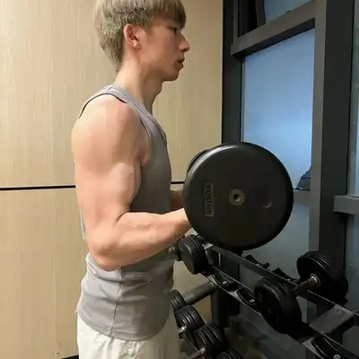 郝睿铭
